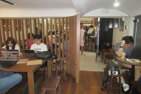 Andalus House Of Cake photo 3